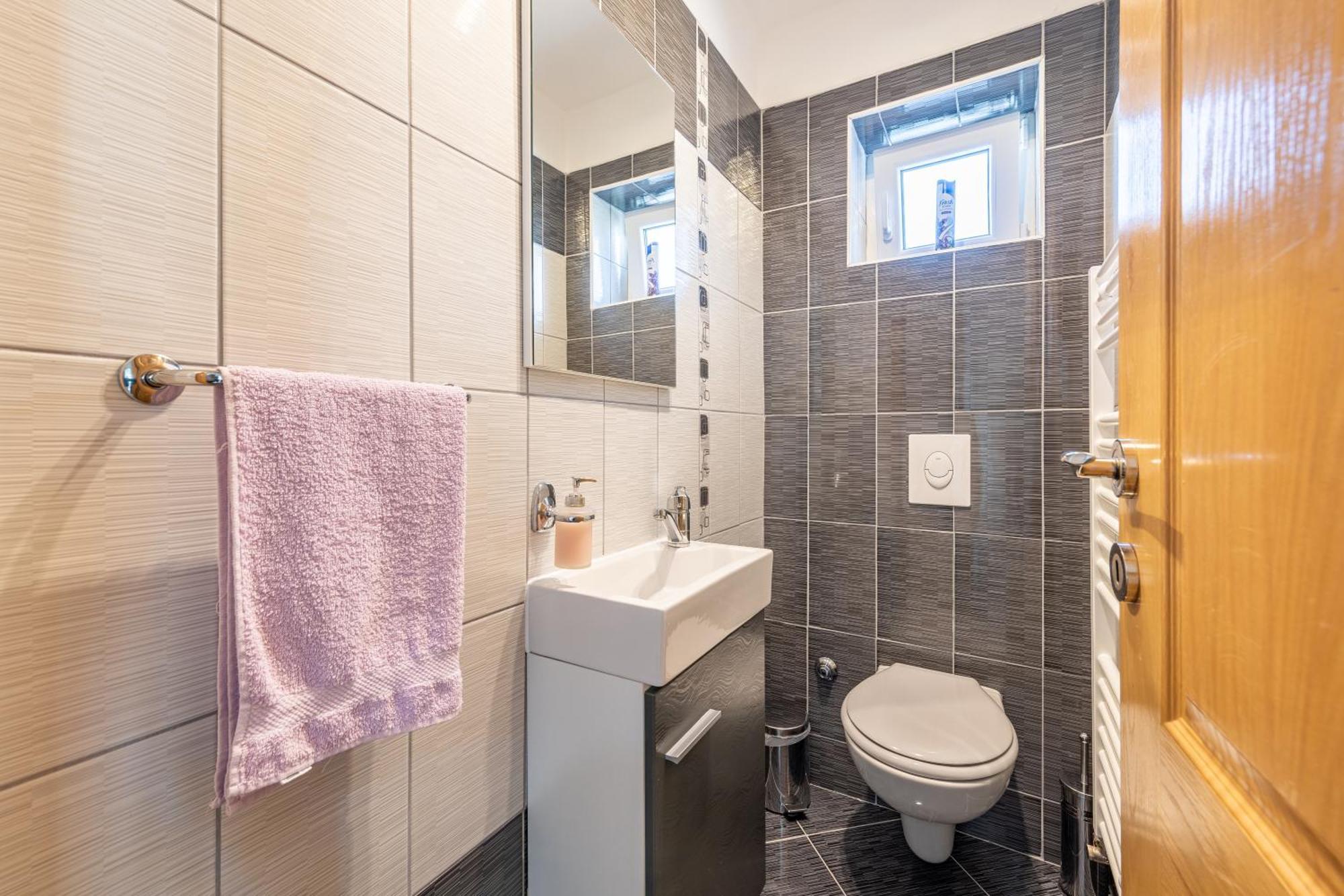 Apartman Toni Gračac Exteriér fotografie