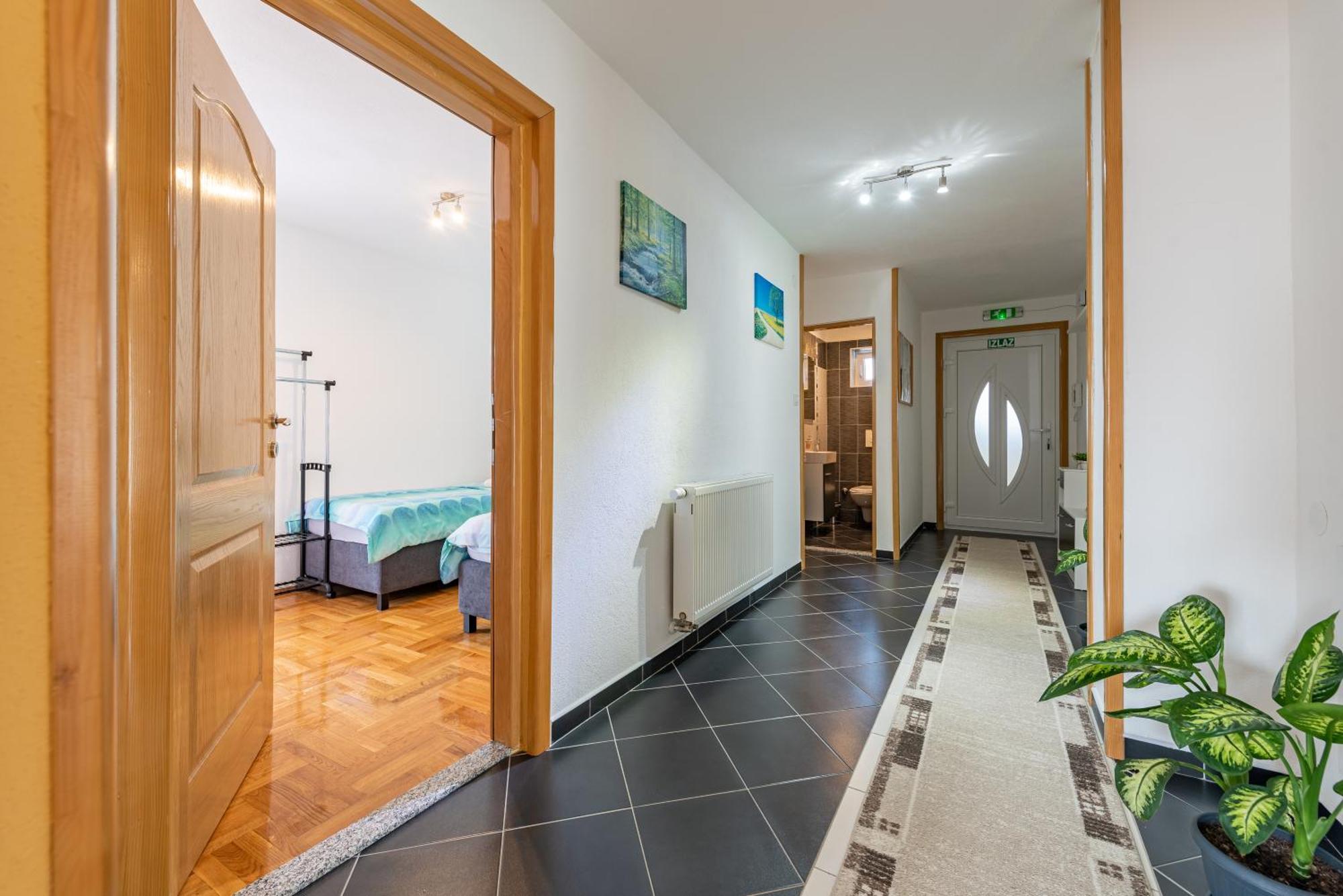 Apartman Toni Gračac Exteriér fotografie