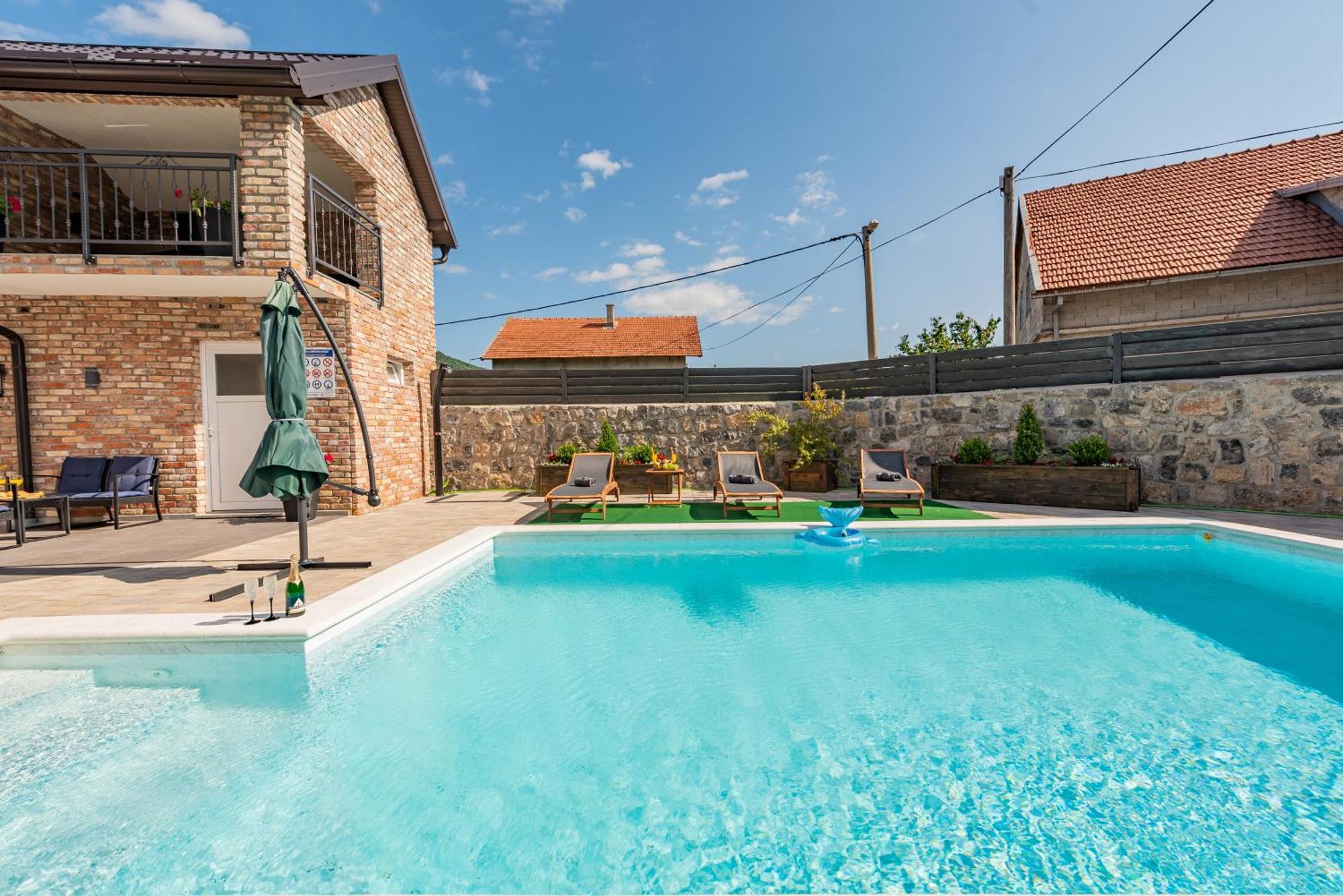 Apartman Toni Gračac Exteriér fotografie